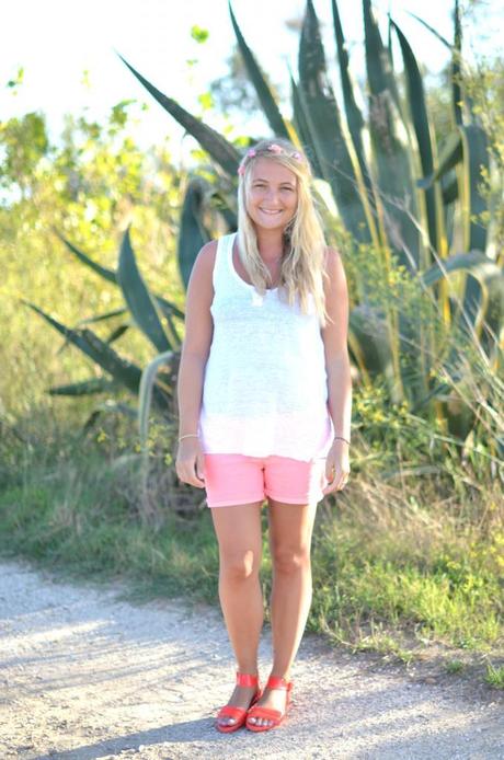 Amposta - Flower Flower Amposta - Flower Flower