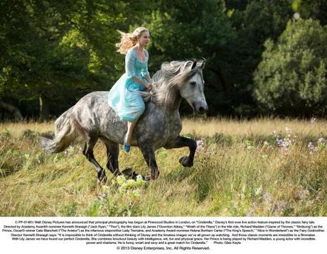 Cendrillon : Les Studios Walt Disney annoncent le début du tournage Cendrillon : Les Studios Walt Disney annoncent le début du tournage