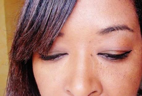 Astuce pour débutante : comment tracer mon eye liner comme une pro ? DSCN2519