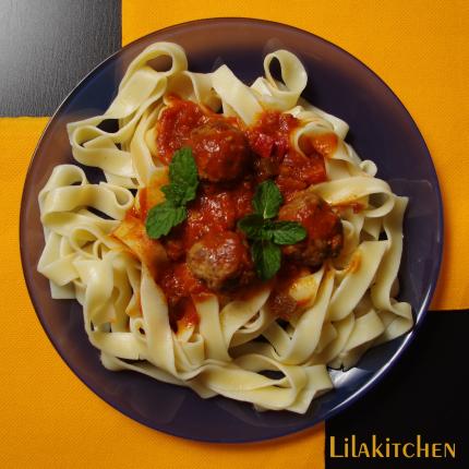 Boulettes de viande à la sauce tomate boulettes viande