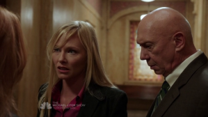 Critiques Séries : New York, Unité Spéciale - Olivia Benson on the loose… vlcsnap-2013-09-26-18h39m12s148.png