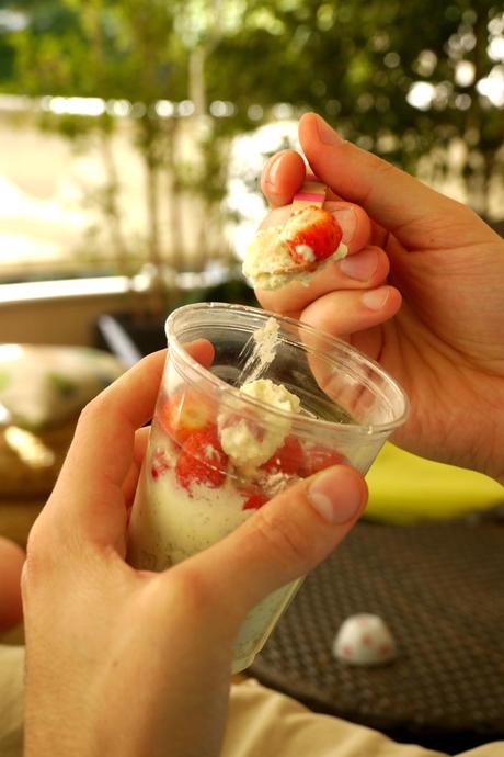 streetfood Dernières fraises au brousse