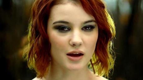 La Chanson du Vendredi #46 Bella Ferraro