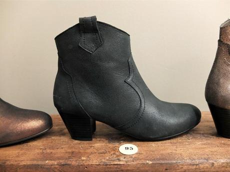 Black, bronze ou gold ? (concours inside) boots pailletées Loriana