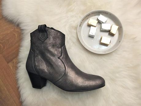 Black, bronze ou gold ? (concours inside) boots pailletées Loriana