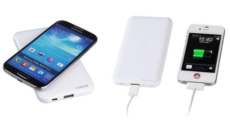 Un chargeur sans fil avec sa batterie de rechange mugenpower-2