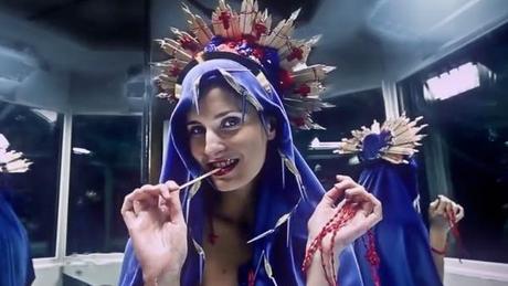 Le premier clip co-dirigé par 45 réalisateurs bonde-do-role2