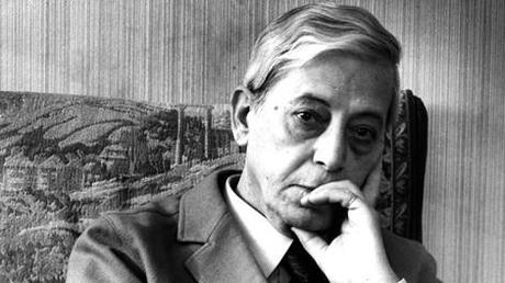 Théâtre : Au café avec les comédiens de Tlemcen Mohamed Dib fut le premier écrivain maghrébin à recevoir le Grand Prix de l’Académie française en 1994.