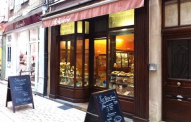 Patisserie Costeroste Le Croquant de la ville de Mende