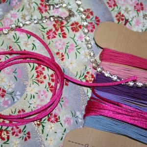 DIY : Créer un bracelet en strass et cordons diy bracelet