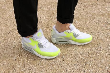 NEW LOOK - AIR MAX 90 HYPERFUSE