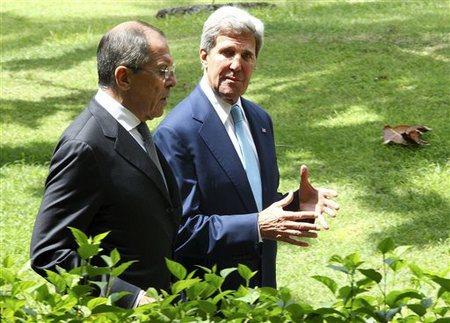 John Kerry et Sergey Lavrov/7 octobre/ Bali/ crédits photo/ AP/ Firdia Lisnawati 