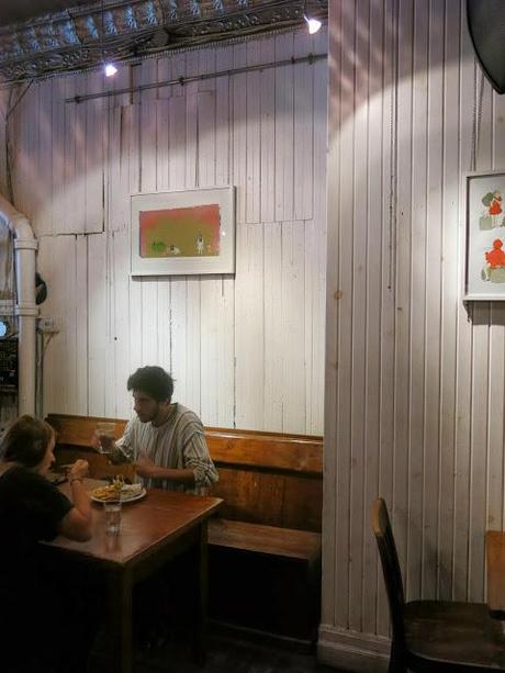 Une exposition à la Casa del Popolo Une exposition à la Casa del Popolo