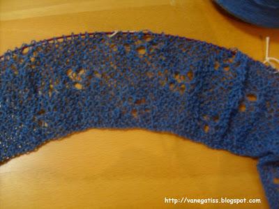 KAL Tricot d'art 28: Absente! KAL Tricot d'art 28: Absente!