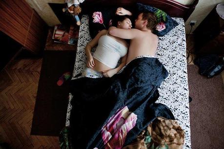 jana romanova - Photo de couples endormis