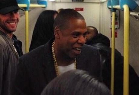 PHOTOS : Jay-Z, Timbaland et Chris Martin prennent le métro à Londres