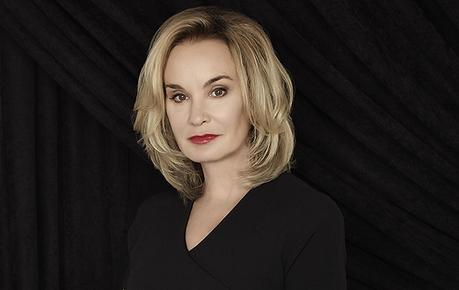 American Horror Story : Jessica Lange veut quitter la série à l'issue de la saison 4 ! American Horror Story : Jessica Lange veut quitter la série à l'issue de la saison 4 !