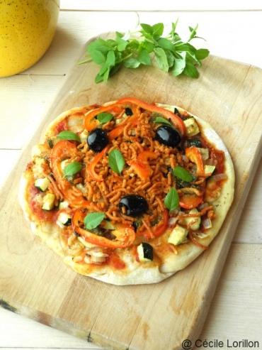 Recette facile : Pizza végétarienne bio au  haché végétal Sojade 
