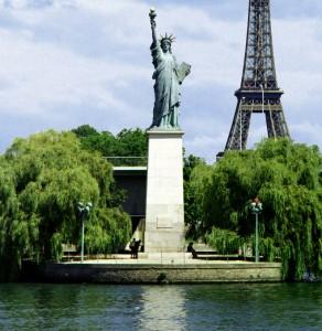 Paris-liberte-eiffel