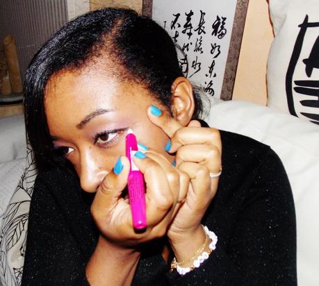 Astuce pour sous-douée avec un eye liner DSCN2628