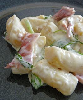 Gnocchis à la crème, au speck et roquette