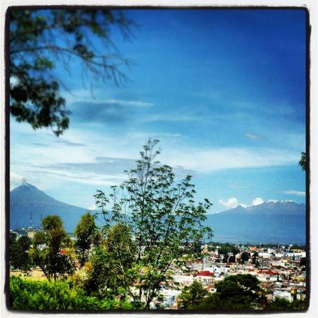 En route pour Oaxaca: Passage éclair à Cholula et Puebla. image
