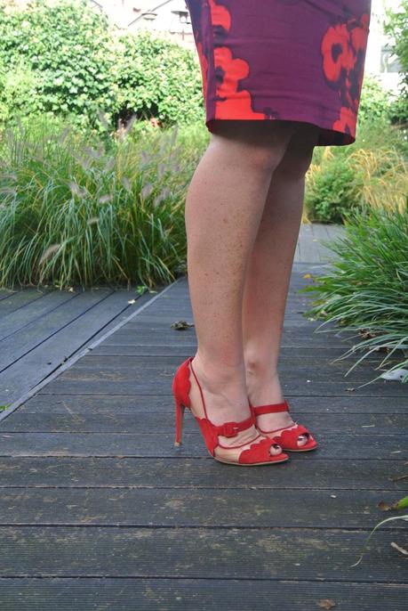 Burgundy Flowers DSC_4257.JPG