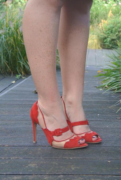 Burgundy Flowers DSC_4256.JPG