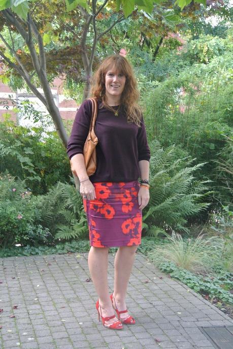 Burgundy Flowers DSC_4252.JPG