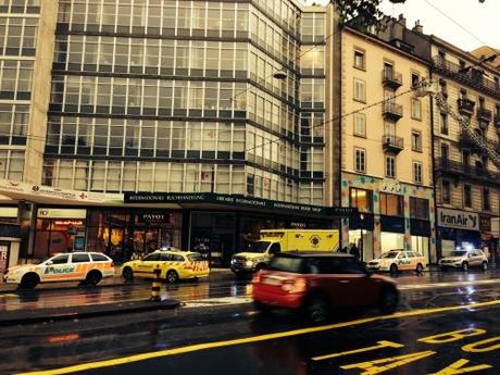 Intervention des pompiers à la Rue Chantepoulet 1.jpg