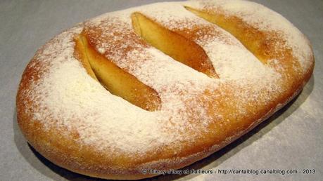 Le fameuse fougasse du sud de la France. IMG_2935