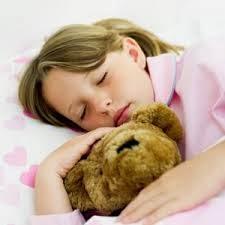 L'énurésie : 10 remèdes pour aider l'enfant à stopper le pipi au lit
