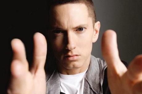 Eminem lâche la tracklist de son album 