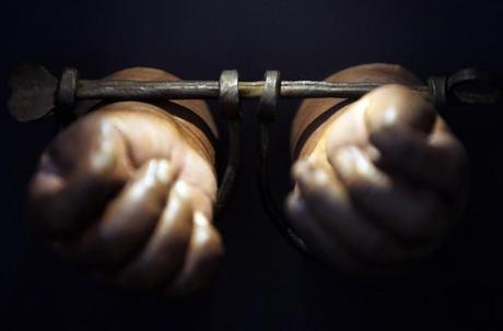 Le droit du sol New York Historical Society Unveils Handwritten Copy Of 13th Amendment Signed By Lincoln