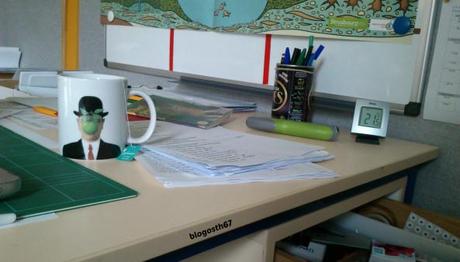 À la manière de Magritte (3) Tasse_le_fils_de_l_homme_Magritte