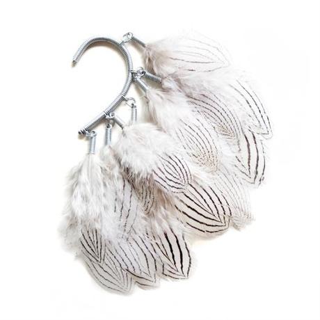 Les bijoux d’oreille Anni Jurgenson silverpheasantearcuff_annijyrgenson