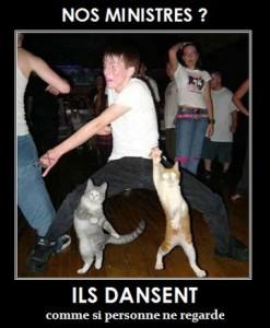 Ce gouvernement de clowns qui dansent le tango nos ministres dansent