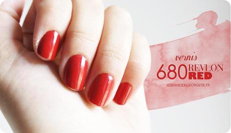 Le vernis Rouge par Revlon revlonred3