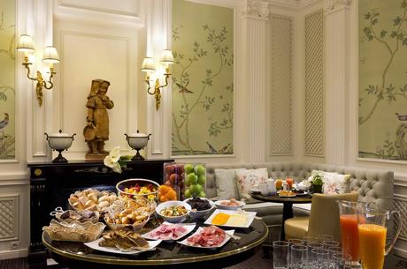 8. Les Confidences du San Regis Petit dejeuner Buffet 8. Les Confidences du San Regis Petit dejeuner Buffet