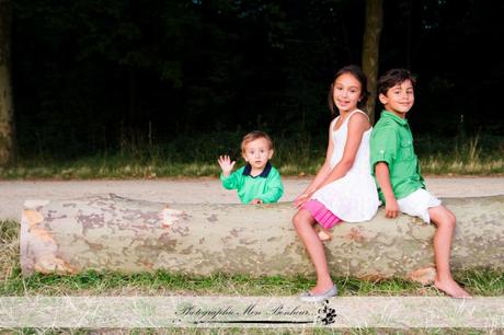 Photographe sur Paris (Porte Dorée) – Portrait de famille lifestyle Photographe sur Paris (Porte Dorée) – Portrait de famille lifestyle