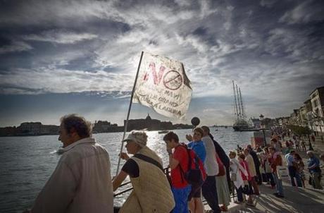 Les navires qui auront toujours le droit de circuler devant le bassin de San Marco No Grandi Navi - 21 septembre 2013
