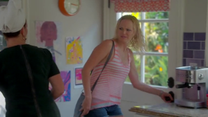 Critiques Séries : Trophy Wife. Saison 1. Episode 8. Lice and Beary White. vlcsnap-2013-11-14-12h35m38s100.png