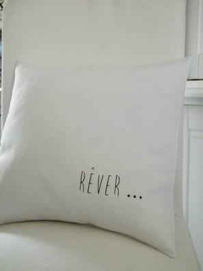 WEEK END ...De saison ... (cintre Atelier/coussin REVER ©... DSCF3039