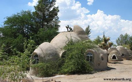 Eco Dôme – Cal-Earth Eco Dome 02