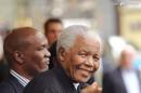 Nelson Mandela, malade, ne peut plus parler : Son ex-femme raconte