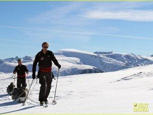 Alexander Skarsgard : South Pole Allied Challenge Alexander Skarsgard : South Pole Allied Challenge