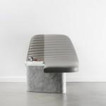 DESIGN: un siège de cuir et de marbre signé Grégoire de Lafforest DESIGN: un siège de cuir et de marbre signé Grégoire de Lafforest