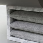 DESIGN: un siège de cuir et de marbre signé Grégoire de Lafforest DESIGN: un siège de cuir et de marbre signé Grégoire de Lafforest