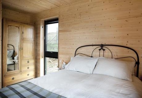 Cabane en bois, simplicité sur l’île de Skye