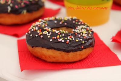 DONUTS AMERICAINS DONUTS AMERICAINS